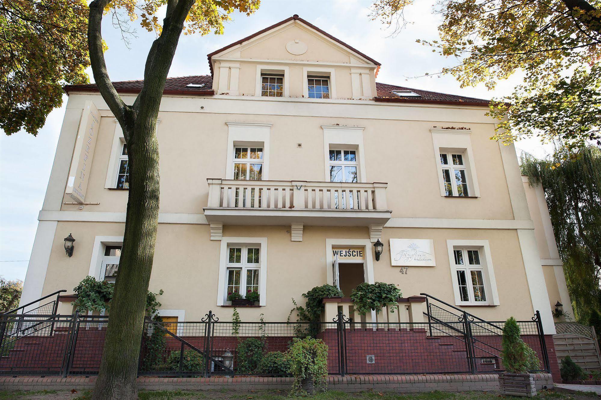 Willa Jozefina Villa Inowrocław Eksteriør bilde